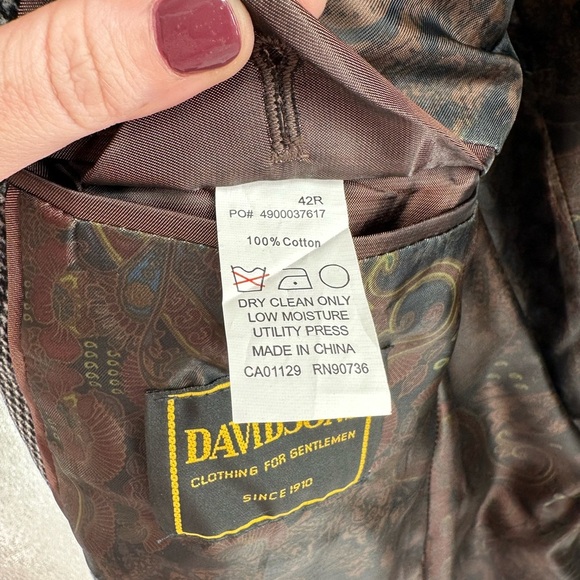 Tallia Mens Size 42R Velvet Two Button Blazer Sport Coat - Picture 5 of 9